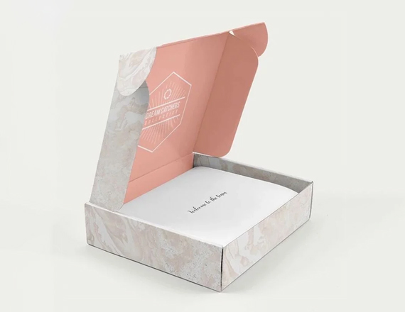 White Mailer Boxes